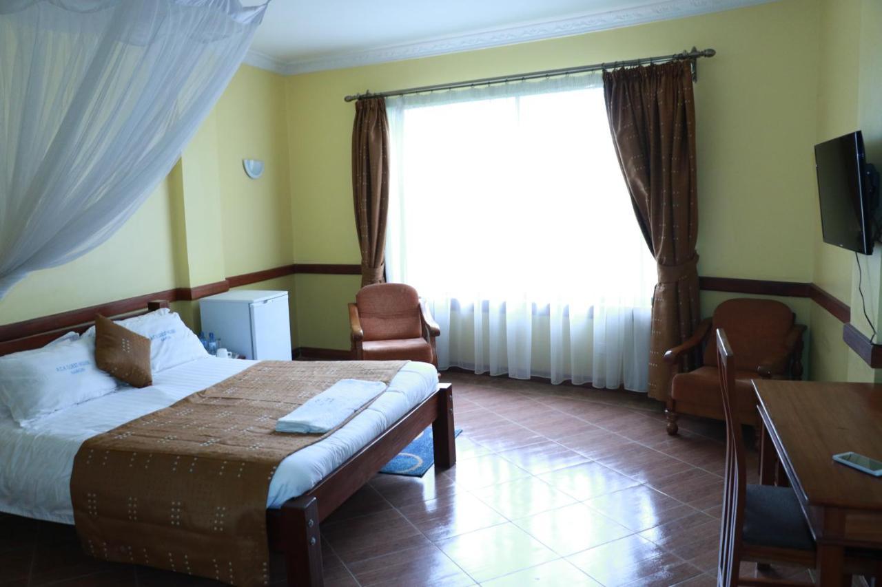 ACK Guest House Nairobi Extérieur photo