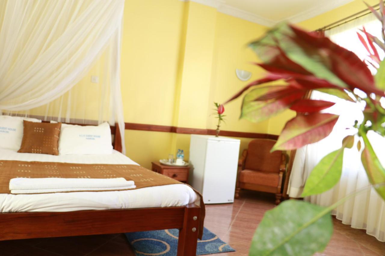 ACK Guest House Nairobi Extérieur photo