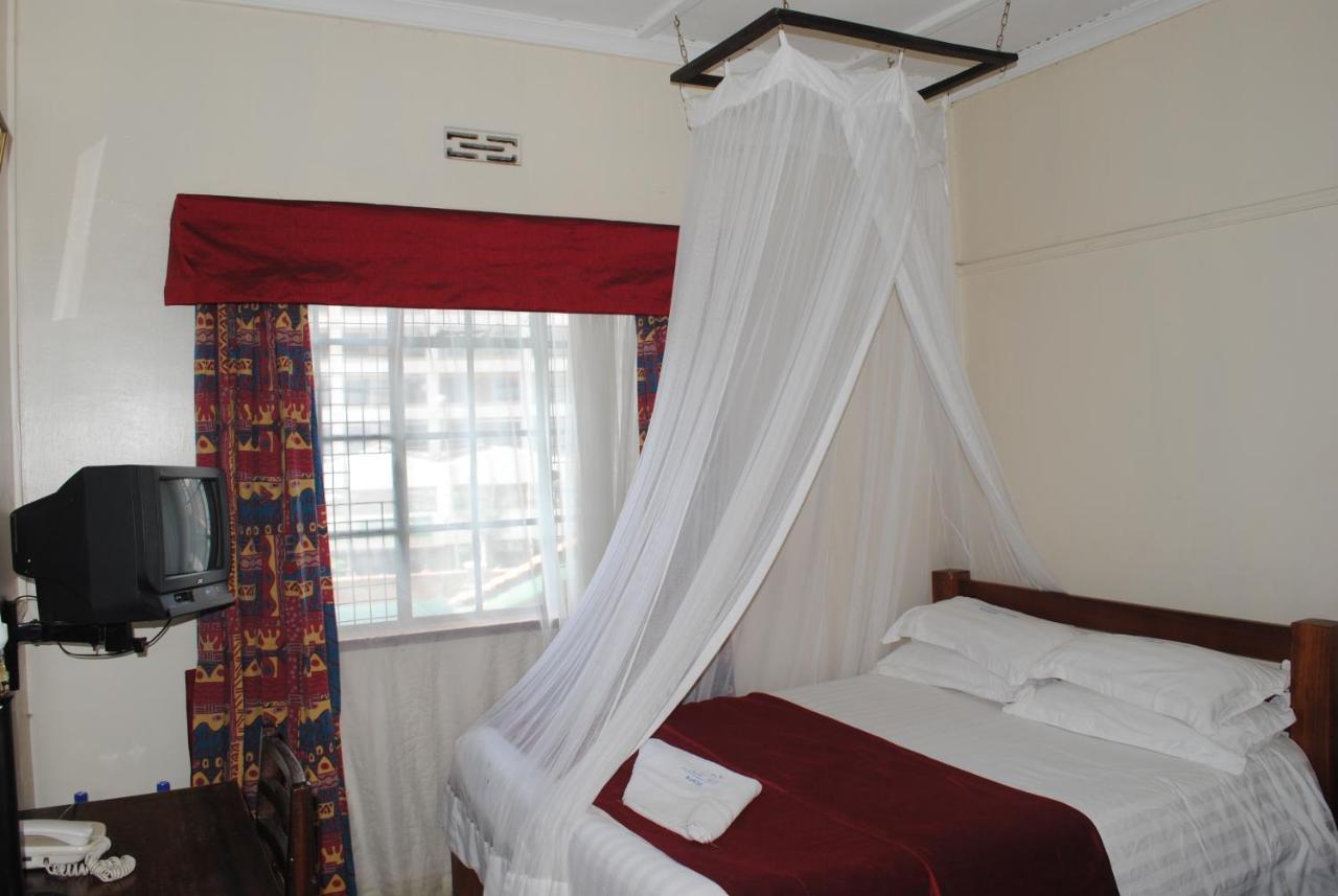 ACK Guest House Nairobi Extérieur photo