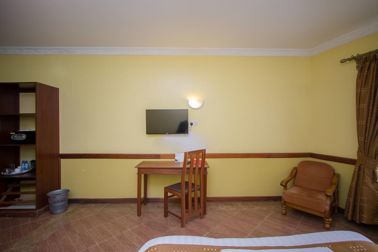 ACK Guest House Nairobi Extérieur photo