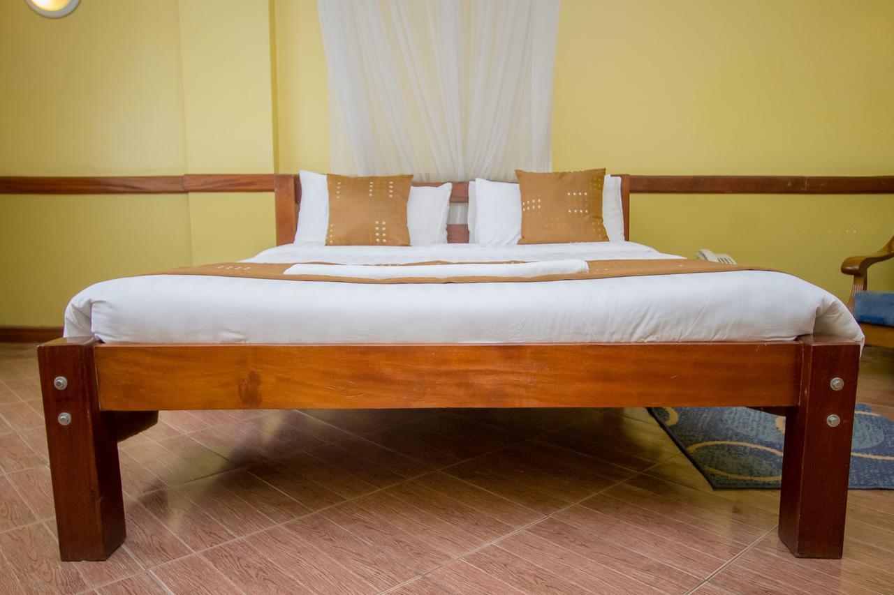 ACK Guest House Nairobi Extérieur photo