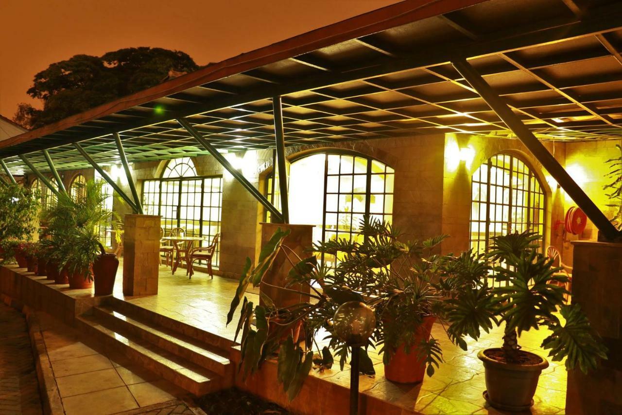 ACK Guest House Nairobi Extérieur photo