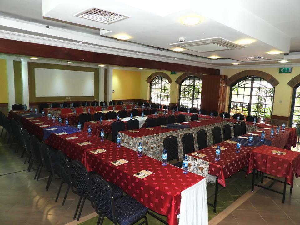 ACK Guest House Nairobi Extérieur photo
